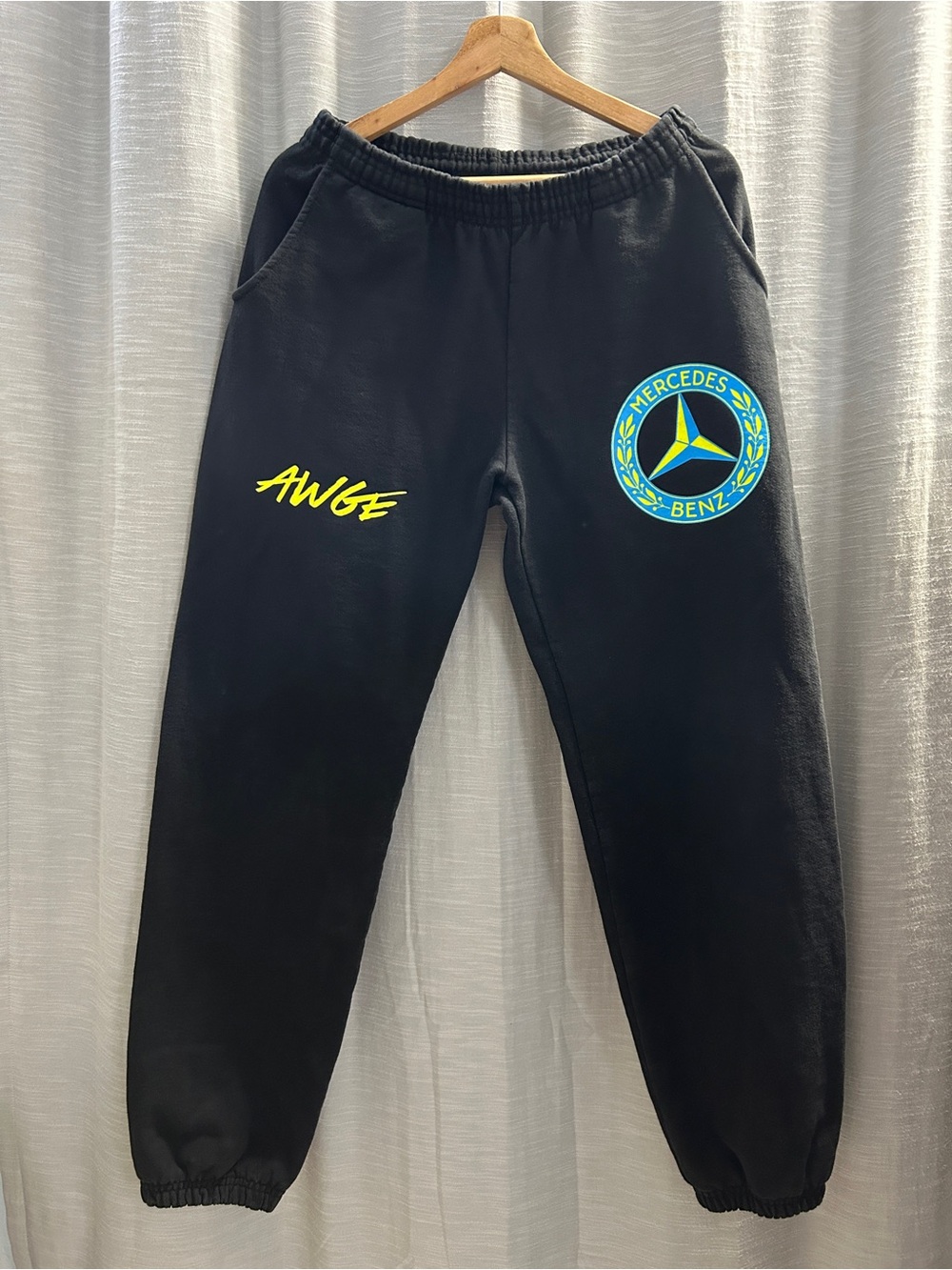 AWGE Mercedes Benz Logo Fleece Sweatpants Black Mens Medium M USA